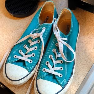Teal converse size 8 men/10 women